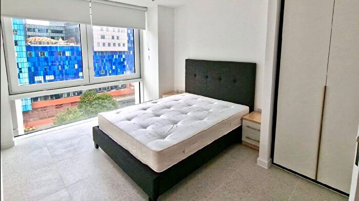 1 Bedroom Flat To Rent In The Bouchon, London, E1