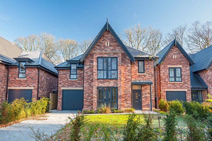 5 Bedroom Detached House For Sale In Further Hey Grove, Woodley, Stockport, Greater Manchester, SK6