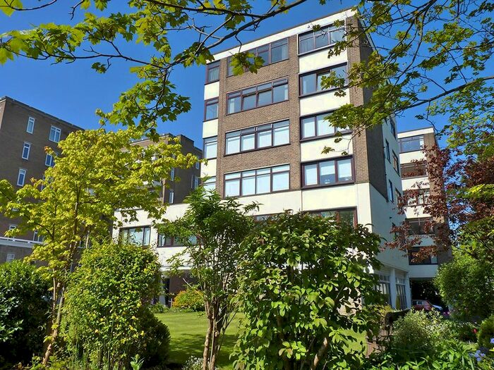 2 Bedroom Flat To Rent In Beech Grove, Harrogate HG2