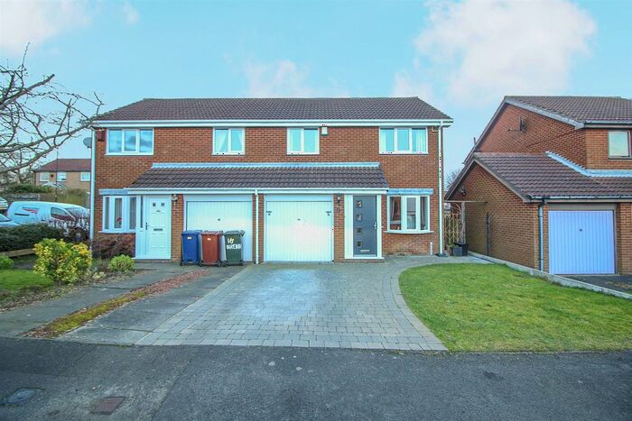 3 Bedroom Semi-Detached House To Rent In Dereham Court, Meadow Rise, Newcastle Upon Tyne, NE5