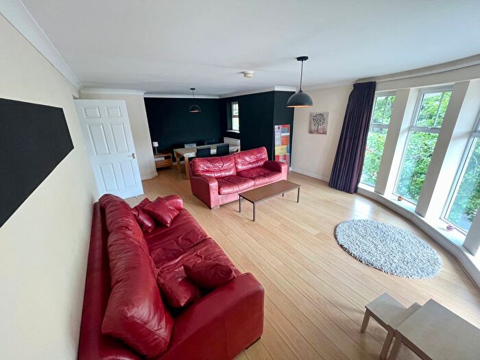 2 Bedroom Flat To Rent In Chesterfields, Darlington, DL3