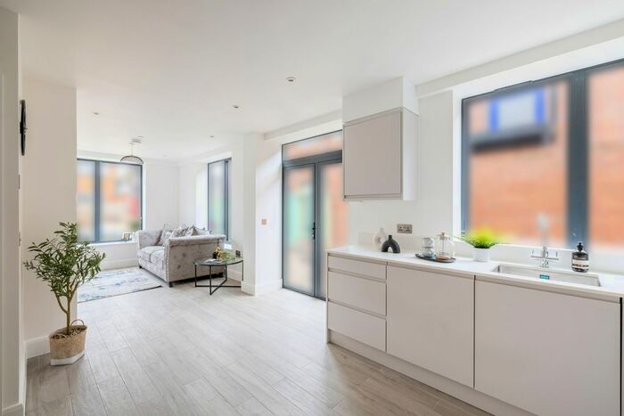 2 Bedroom Property To Rent In Bolters Lane, Bolters Lane, SM7