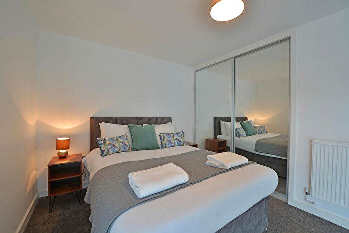 1 Bedroom Apartment To Rent In Apartment, Forum, Birmingham, B5
