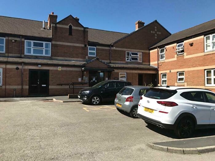 1 Bedroom Flat To Rent In Smith Road, Bradford, West Yorkshire, BD7