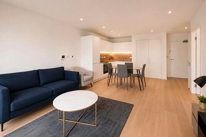 1 Bedroom Apartment To Rent In Fairwater House, Bonnet Street, London, E16