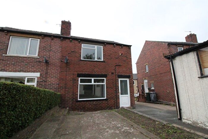 2 Bedroom Semi-Detached House To Rent In Highfield Drive, Birstall, Batley, WF17