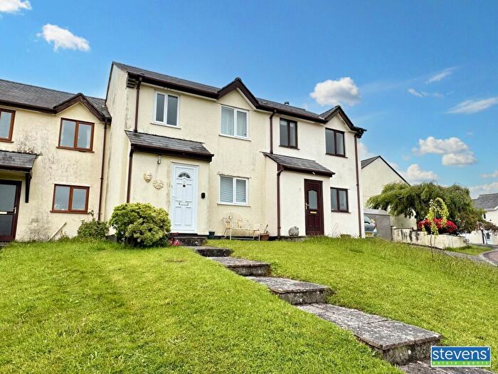 3 Bedroom Terraced House For Sale In Holley Park, Okehampton, Devon, EX20