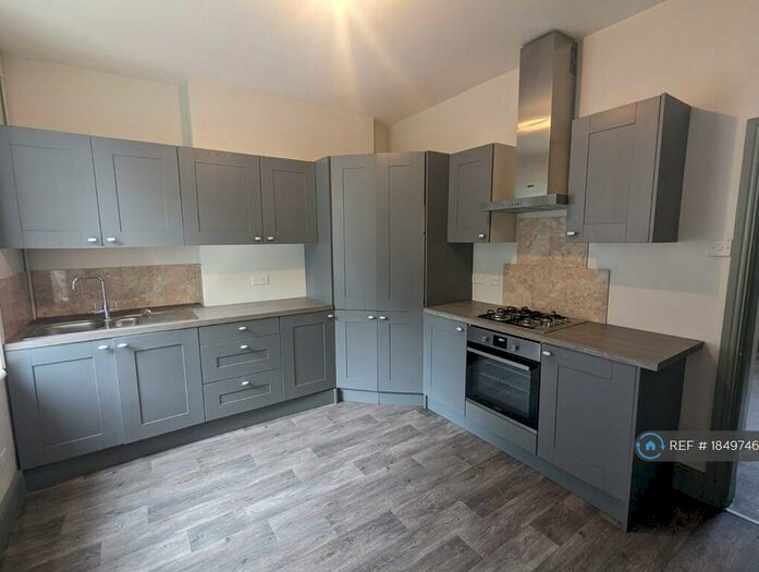 2 Bedroom Terraced House To Rent In Healey Wood Road, Burnley, BB11