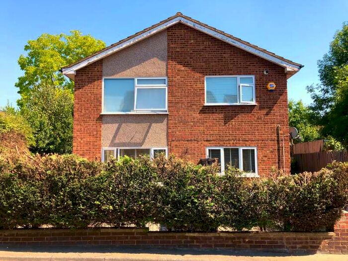 2 Bedroom Apartment To Rent In North Street, Egham, Surrey, TW20