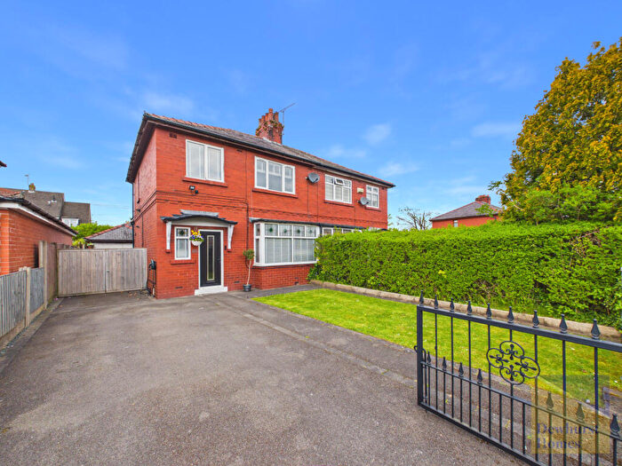 3 Bedroom Semi Detached House For Sale In Moor Avenue, Penwortham, Preston, PR1
