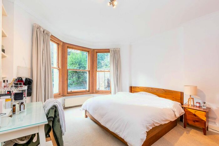 2 Bedroom Flat To Rent In Sinclair Road, Brook Green, Brook Green, London, W14