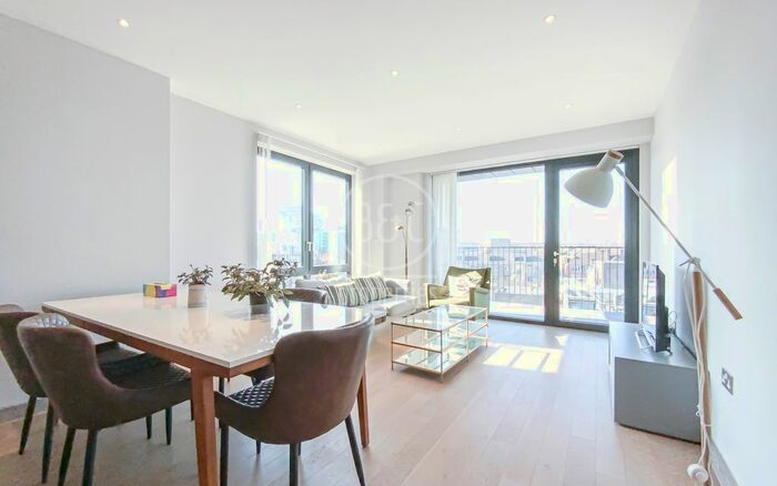 3 Bedroom Flat To Rent In Cummings House, Ram Quarter, SW18