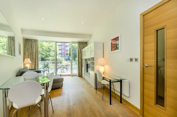 1 Bedroom Apartment To Rent In Queenstown Road London, SW11