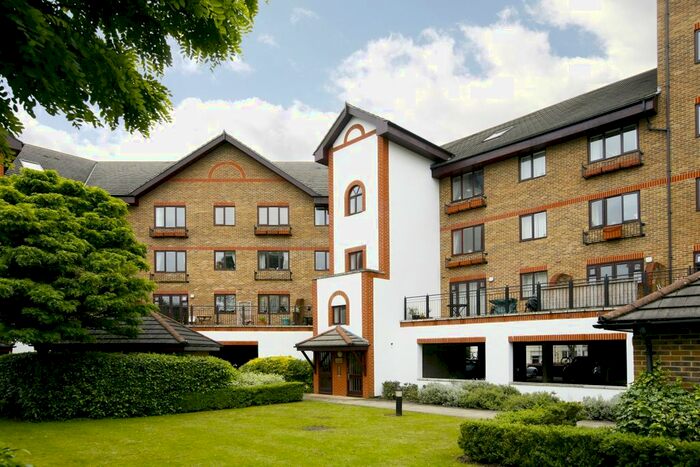 2 Bedroom Flat To Rent In Sopwith Way, Kingston Upon Thames, KT2