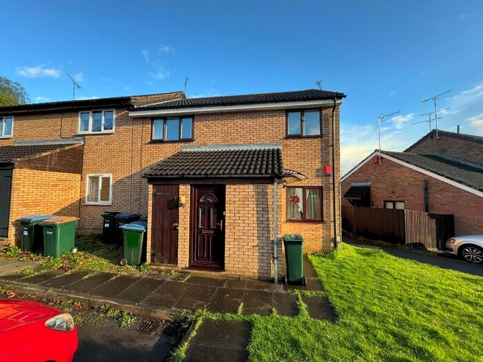 2 Bedroom Maisonette To Rent In Blackshaw Drive, Walsgrave, Coventry, CV2