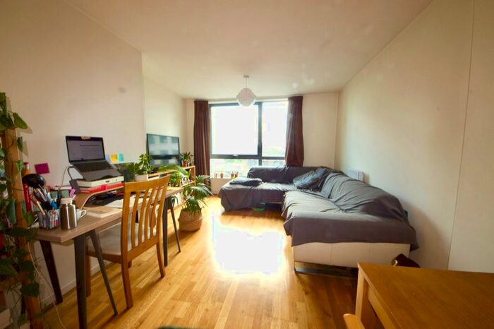 1 Bedroom Flat To Rent In High Street, London, E15