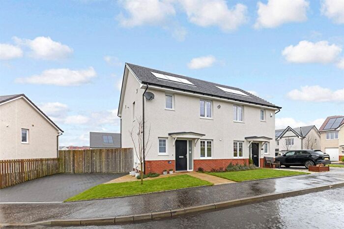 3 Bedroom Semi-Detached House For Sale In Draffen Hill Road, Stewarton, Kilmarnock, East Ayrshire, KA3