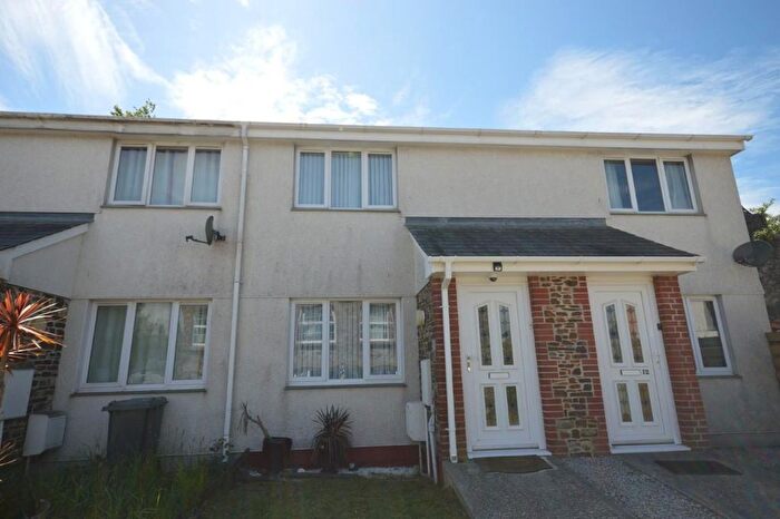 2 Bedroom Property To Rent In Chapel Close, Tuckingmill, TR14