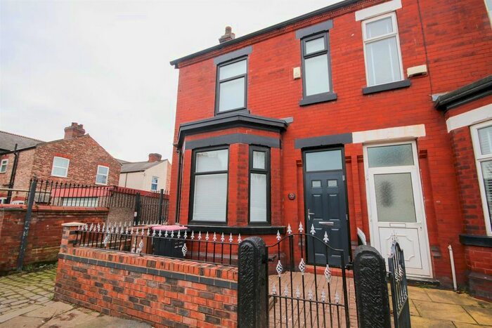 3 Bedroom End Terrace House For Sale In Ashbourne Road, Eccles, M30