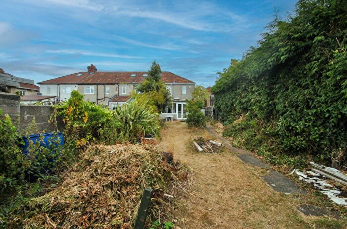 3 Bedroom End Of Terrace House For Sale In Manor Road, Fishponds, Bristol, BS16