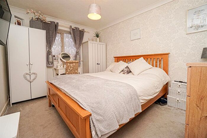 3 Bedroom Terraced House For Sale In Sheerwater Terrace, Hastings, TN34