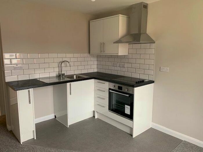 1 Bedroom Flat To Rent In Preston Road, Yeovil, Somerset, BA20