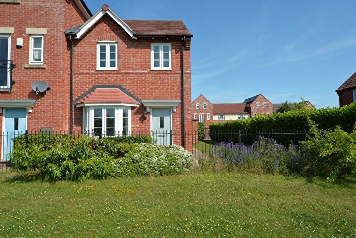 3 Bedroom Terraced House For Sale In Queensbury Park Drive, Shelton Lock, Derby, DE24