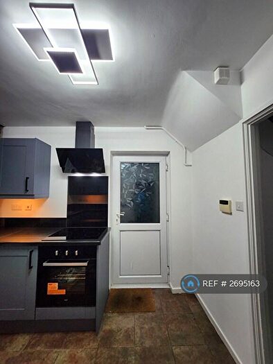 3 Bedroom Semi Detached House To Rent In Four Acres, Bristol, BS13