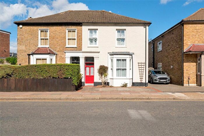 4 Bedroom Semi Detached House For Sale In Park Road, Bromley, BR1