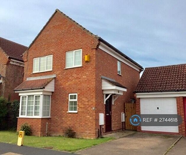 4 Bedroom Detached House To Rent In Derwent Close, St. Ives, PE27