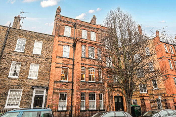 1 Bedroom Apartment For Sale In Walnut Tree Walk, London, SE11