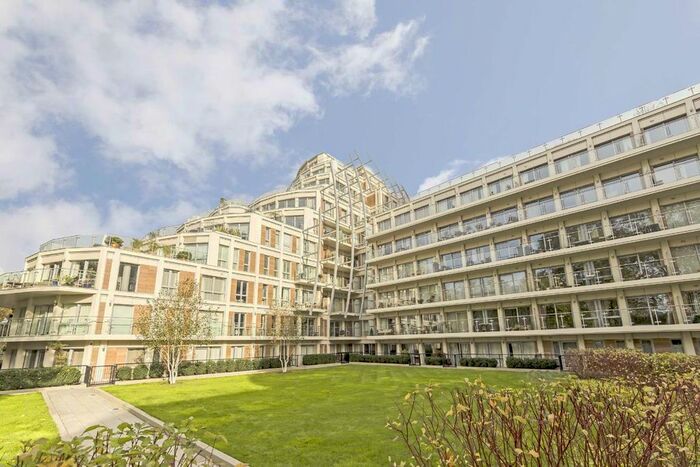 2 Bedroom Flat To Rent In Henry Macaulay Avenue, Kingston Upon Thames, KT2