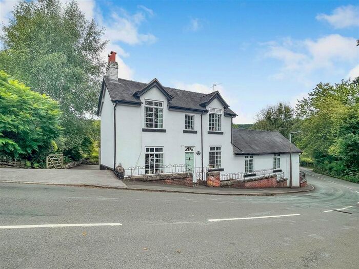 4 Bedroom Detached House For Sale In Church Hill, Oakamoor, ST10