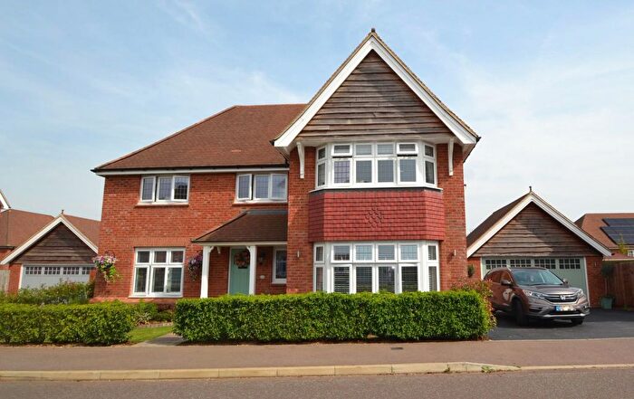 4 Bedroom Detached House For Sale In Hensby Avenue, Buntingford, SG9