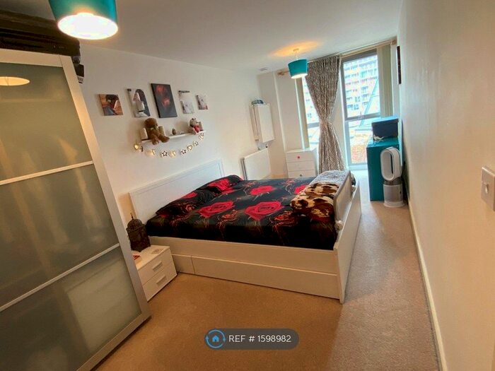 2 Bedroom Flat To Rent In Sienna Alto, London, SE13