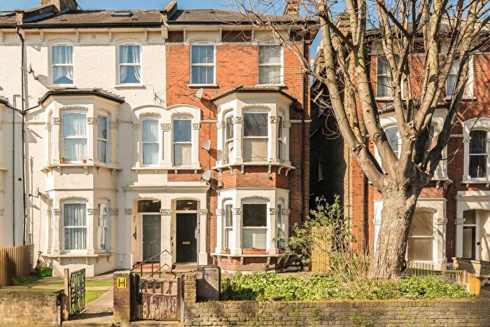 1 Bedroom Flat For Sale In York Grove, Peckham, SE15