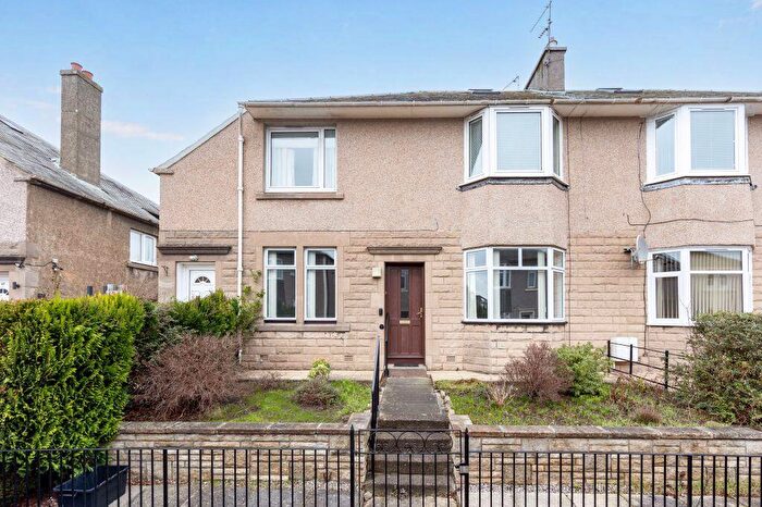 2 Bedroom Flat For Sale In Allan Park Drive, Craiglockhart, Edinburgh, EH14