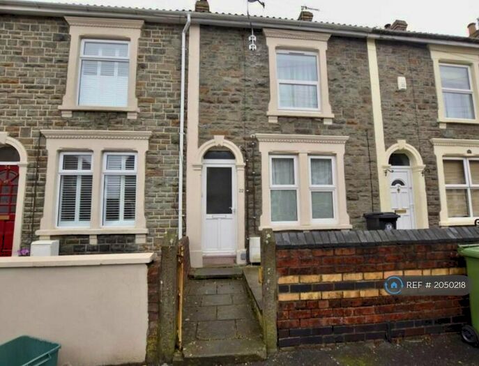 1 Bedroom Flat To Rent In Broadfield Avenue, Bristol, BS15