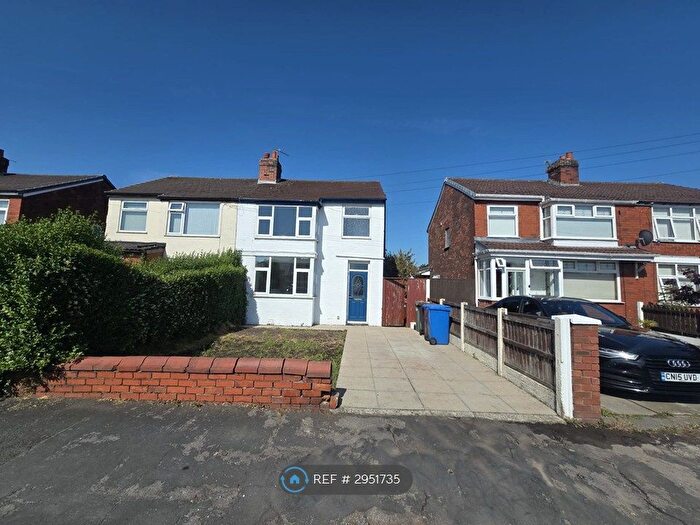 3 Bedroom Semi Detached House To Rent In Chapel Lane, Chorley, PR7