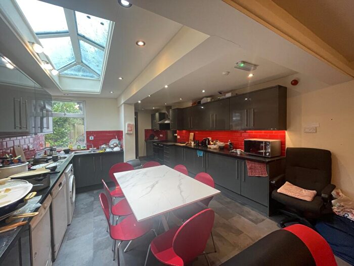 7 Bedroom House To Rent In Tiverton Road, Selly Oak, West Midlands, B29