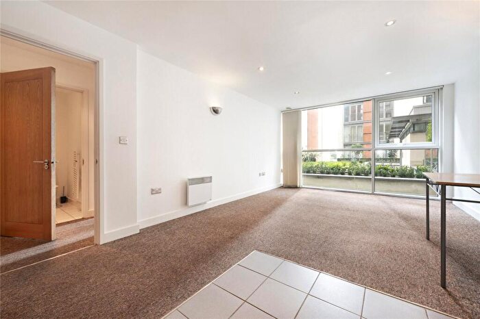 1 Bedroom Flat To Rent In Baltic Apartments, Western Gateway, E16