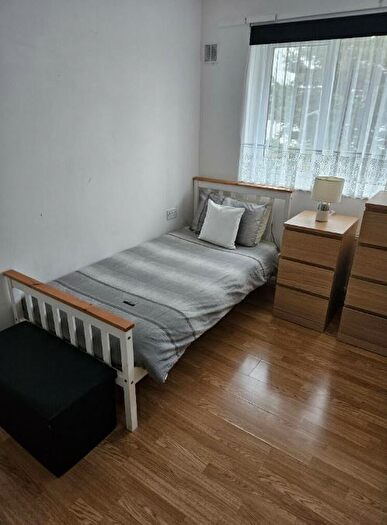 1 Bedroom Terraced House To Rent In Rendle Close, Croydon, CR0