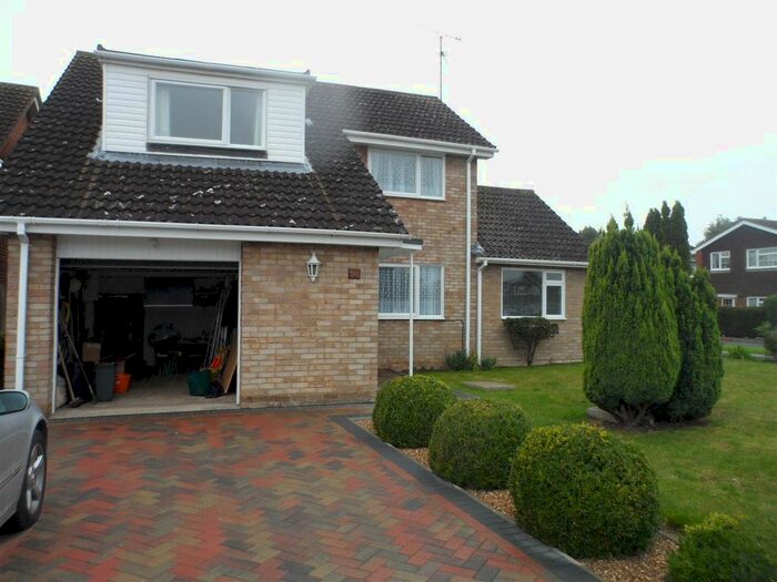 3 Bedroom Detached House To Rent In Ramworth Way, Aylesbury, HP21