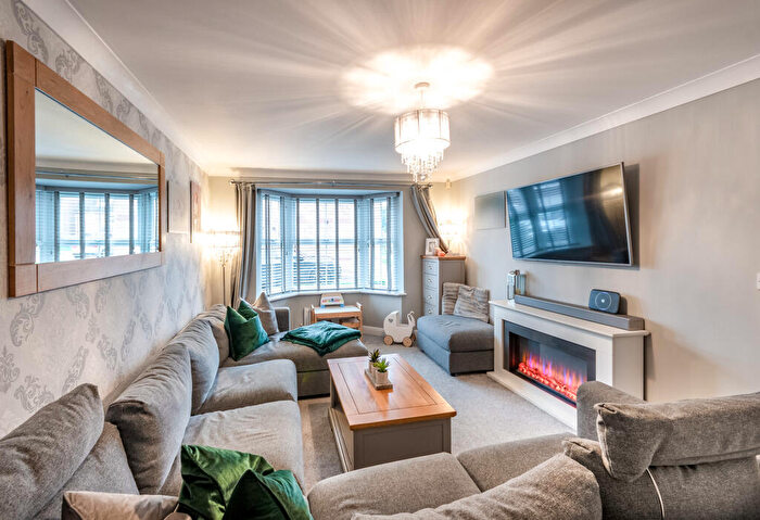 4 Bedroom Detached House For Sale In Water Fir Drive, Doncaster, South Yorkshire, DN11