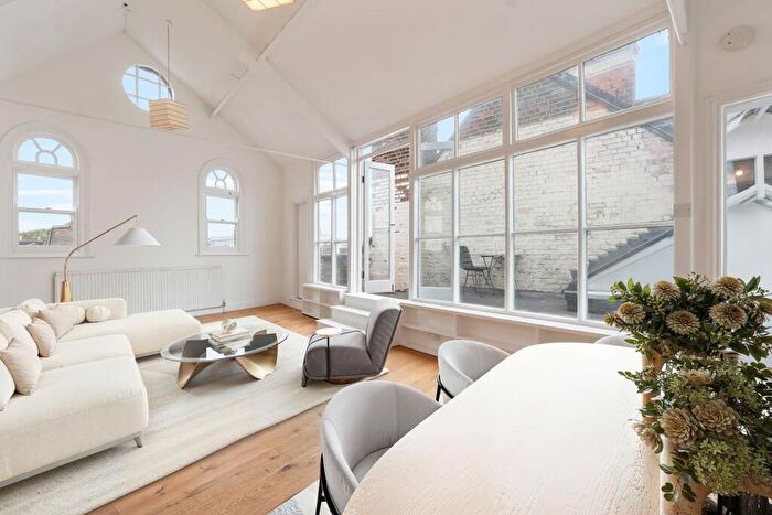 3 Bedroom Apartment For Sale In Camden High Street, London, NW1