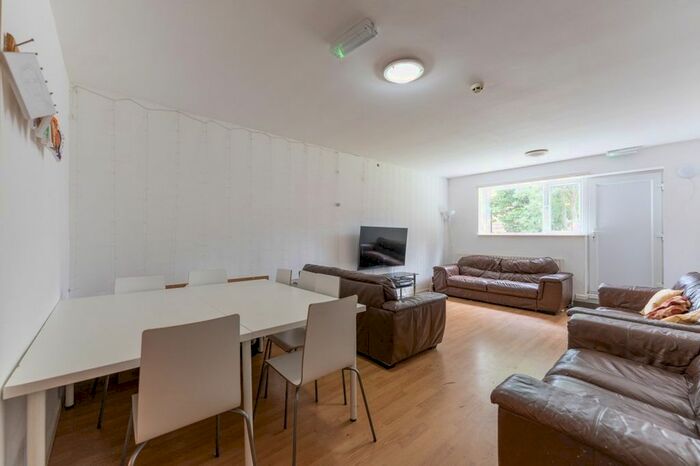 9 Bedroom Terraced House To Rent In Harrow Road, Selly Oak, Birmingham, B29