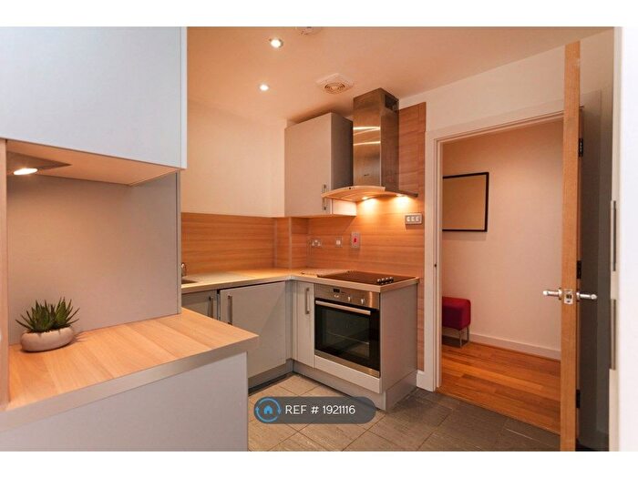 2 Bedroom Flat To Rent In Print Amp; Green, Leicester, LE1