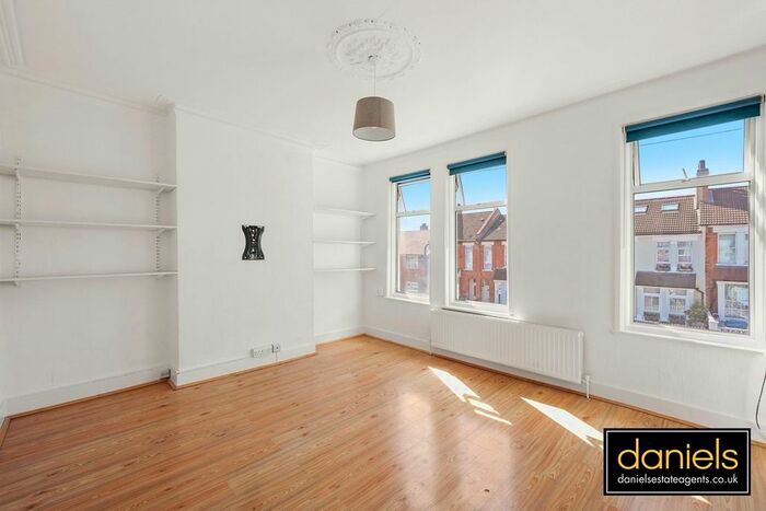 1 Bedroom Flat To Rent In Rucklidge Avenue, Harlesden, London, NW10