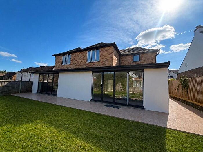 6 Bedroom Detached House For Sale In Croft Road, Chalfont St. Peter, Gerrards Cross, SL9