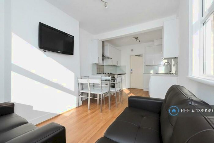 5 Bedroom Terraced House To Rent In Chesterfield Gardens, London, N4